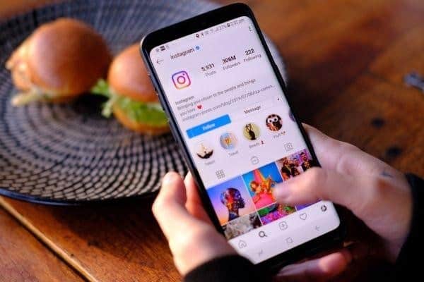 Xu hướng marketing đầu tư hình ảnh trực quan dựa trên thực tế 74% nội dung xã hội là các bài đăng bằng hình ảnh