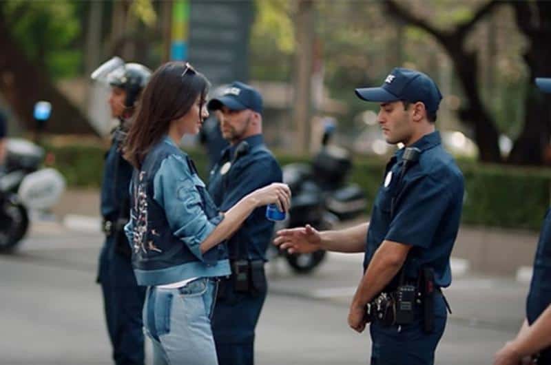 Quảng cáo Jump In của Pepsi đã tạo nên nhiều phản ứng trái chiều từ công chúng