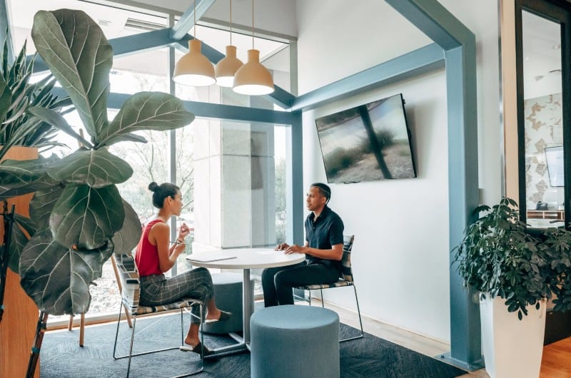 4 loại hình văn hoá doanh nghiệp thường thấy 2 pexels photo 7688087 Văn hóa Adhocracy hướng đến những đổi mới, sáng tạo nhằm tạo nên môi trường làm việc năng động