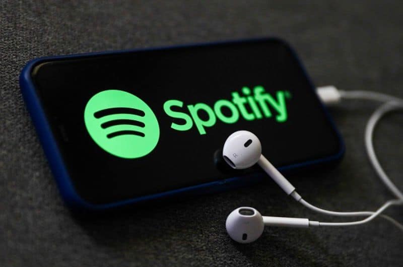 Spotify vẫn thu được doanh thu khổng lồ từ người dùng trả phí